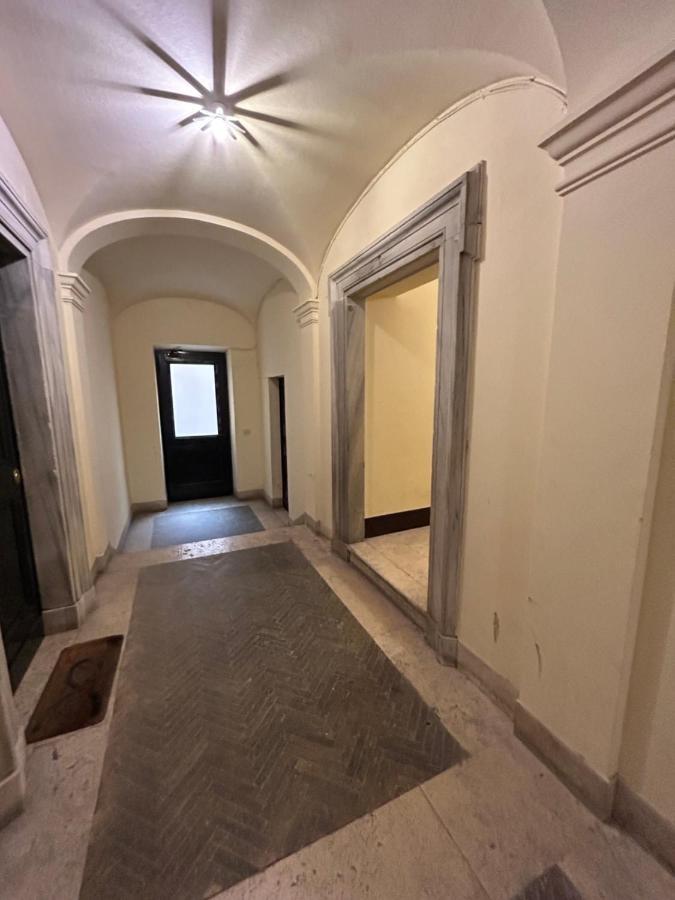 Raffaello'S Place Рим Экстерьер фото