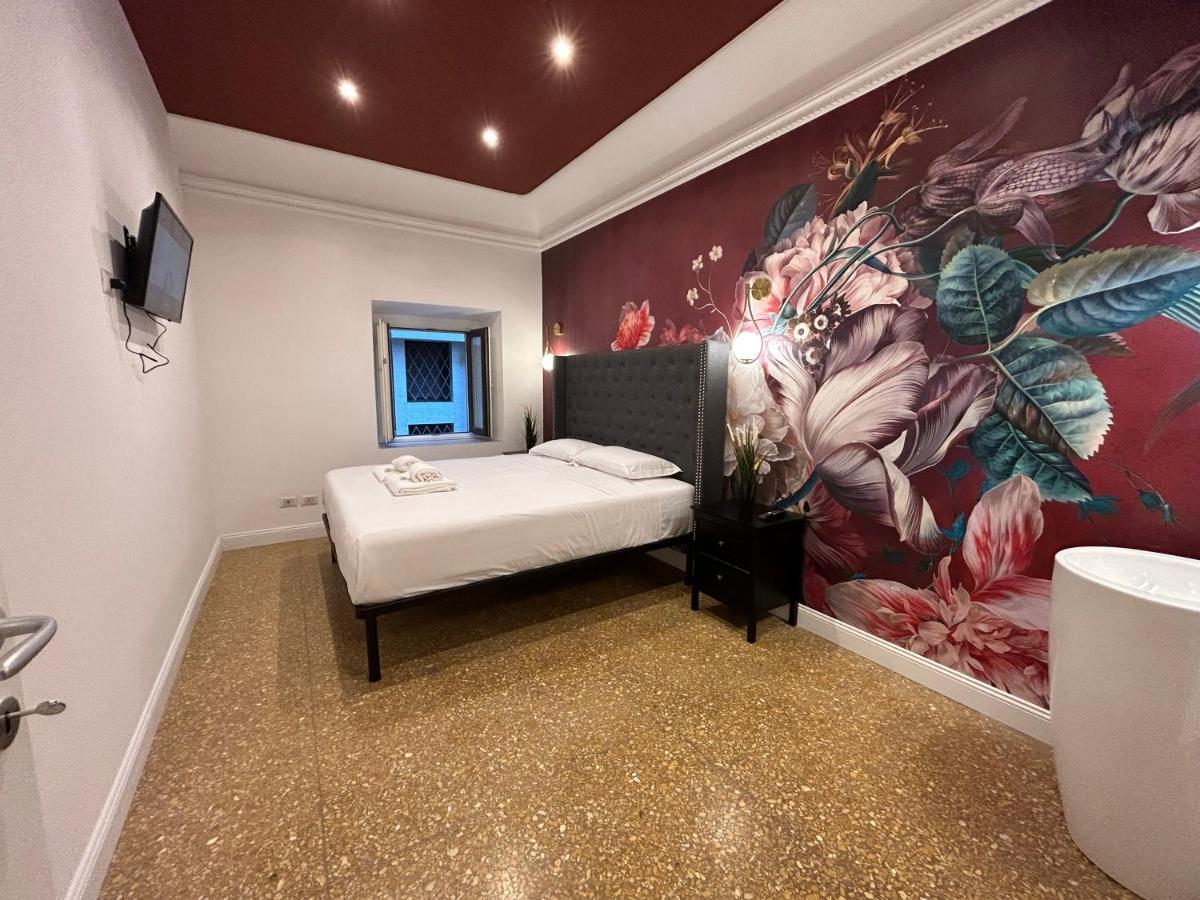 Raffaello'S Place Рим Экстерьер фото