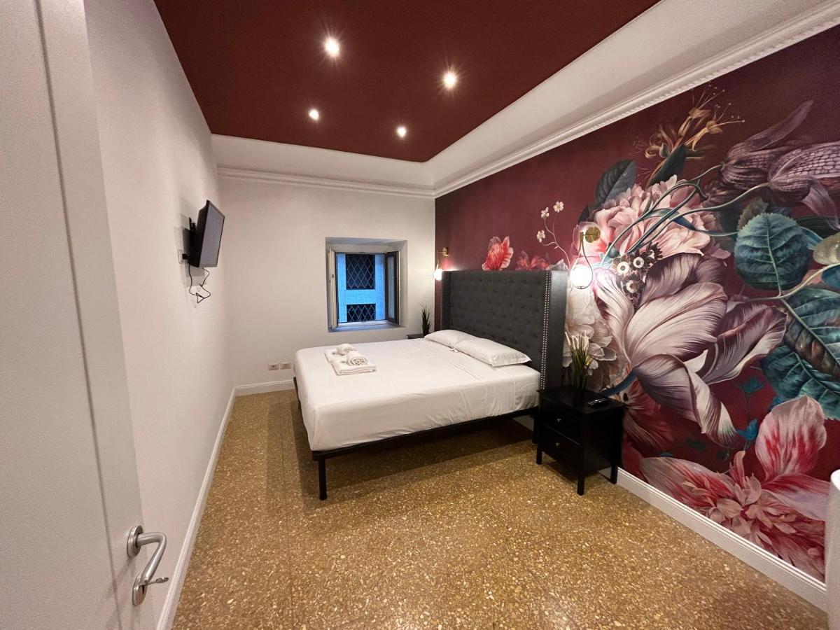 Raffaello'S Place Рим Экстерьер фото