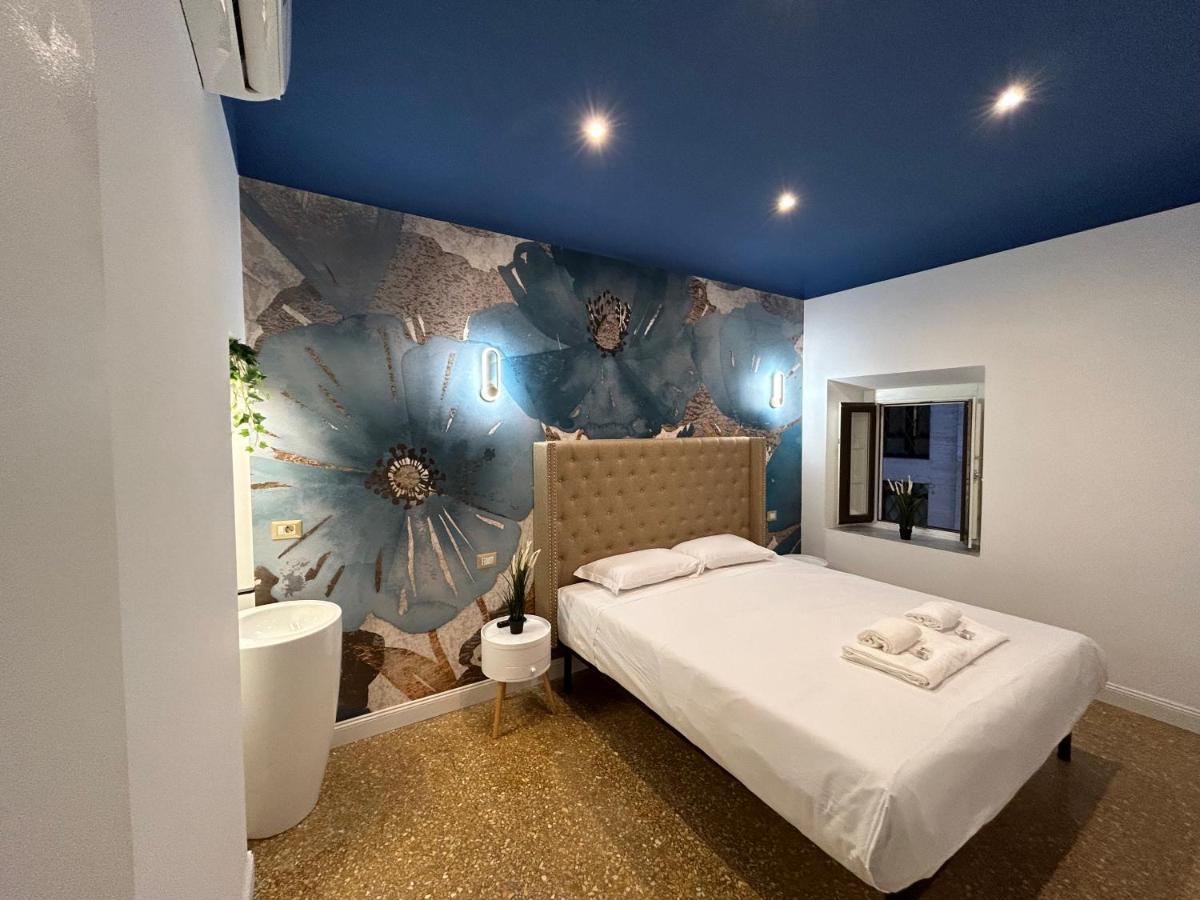 Raffaello'S Place Рим Экстерьер фото